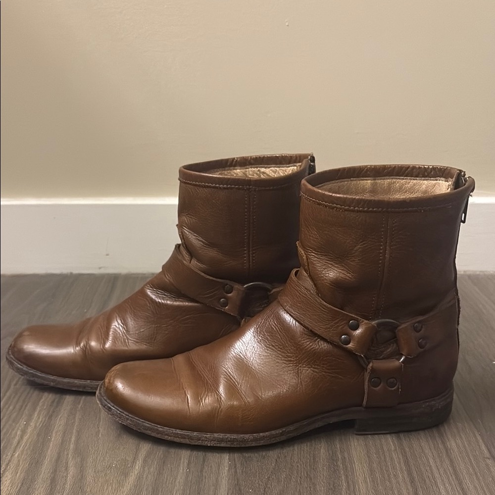 Women's Brown Leather Frye Boots